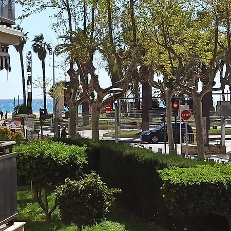 Apartamento En Salou, 1Ra. Linea De Mar